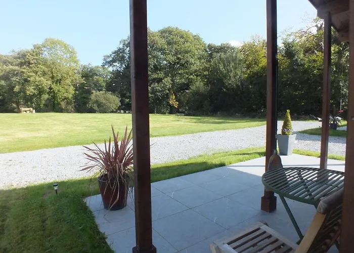 Stunning Cabins, Over 25's (adults Only) *