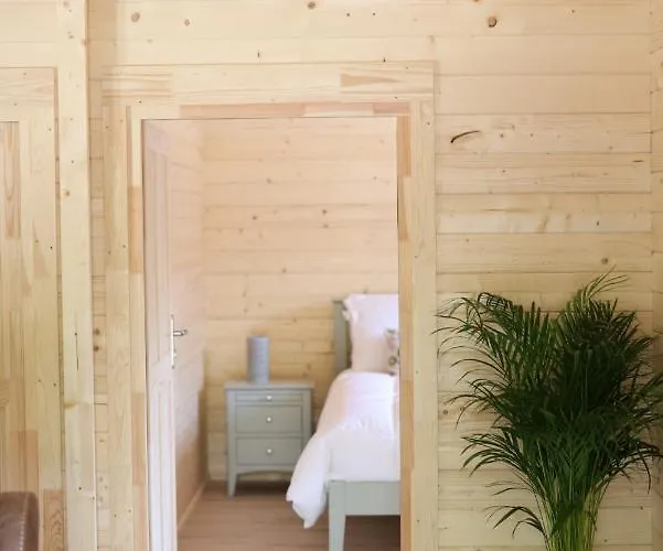Killarney Cabins Scandinavian Lodges For Adults Domek alpejski